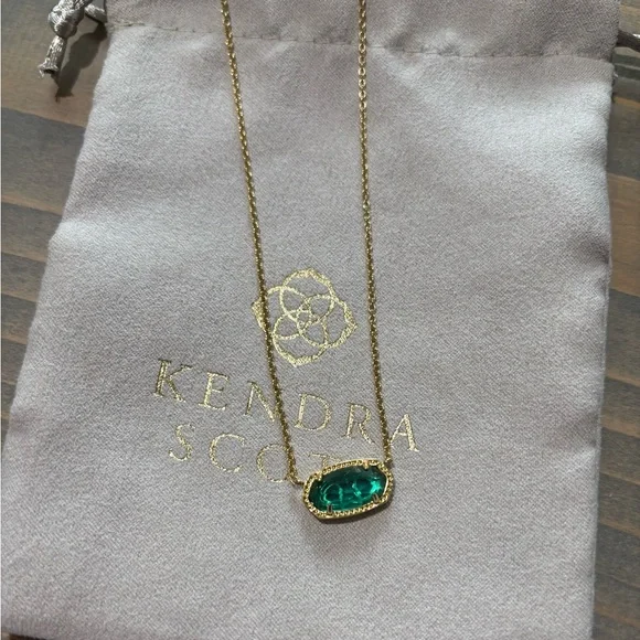 Elisa Gold Pendant Necklace in London Blue Glass - Picture 5 of 7